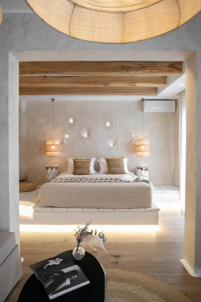 TERRA FOS NAXOS STUDIOS